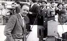 Inginerul Paul tiubei transmite de la stadionul Anefs (1938)