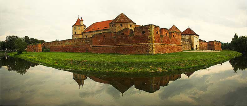 Un castel din Romnia ocup locul doi n topul celor mai frumoase edificii istorice din lume