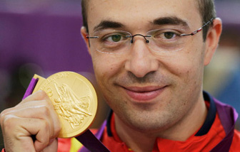 Romnul Moldoveanu, campion olimpic la puc cu aer comprimat 10 metri