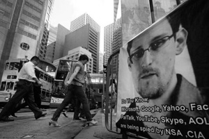 Un cotidian chinez l laud pe Edward Snowden pentru `nlturarea mtii de sfinenie a Washingtonului`