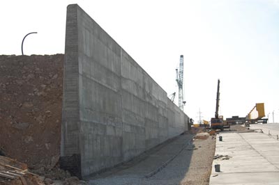 Prima etap a lucrrilor de construcie la zidul dintre Ucraina i Rusia va fi finalizat pe 30 septembrie