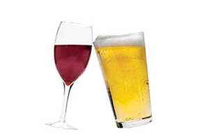 Franţa: Consumul de vin şi bere va fi interzis la locul de muncă