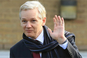 Un tribunal din Suedia dezbate retragerea mandatului de arestare emis pe numele lui Julian Assange, editor şef WikiLeaks