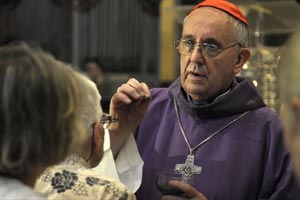 Femei ndrgostite de preoi catolici i-au cerut Papei Francisc s revizuiasc Legea celibatului