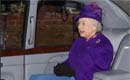 Pălăriile mari ale Reginei Elisabeta a II-a a Marii Britanii creează probleme autorităţilor franceze