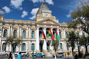 Limbile ceasului din Parlamentul bolivian se vor mica contrar sensului acelor de ceasornic