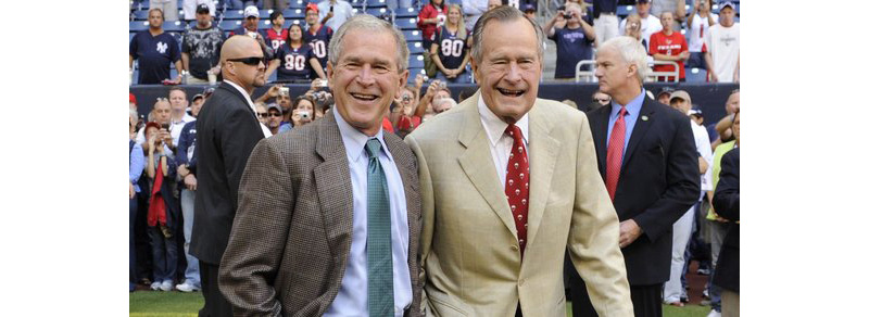 George W. Bush a scris biografia tatlui su