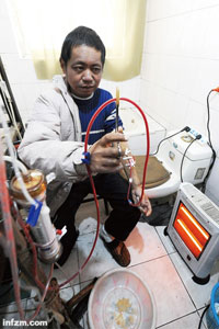 Un cetean chinez i-a creat propriul aparat de dializ