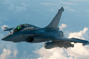 Avioane de lupt franceze au lansat primele lovituri aeriene mpotriva Statului Islamic