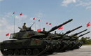  Turcia a amplasat tancuri la graniţa cu Siria