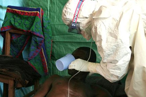 Un nou bilan al OMS referitor la virusul febrei hemoragice, Ebola