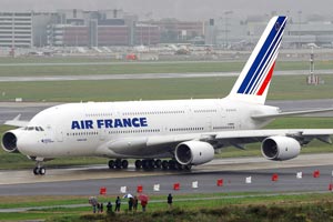 Trei curse Air France cu plecri de pe Aeroportul Henri Coand vor fi anulate