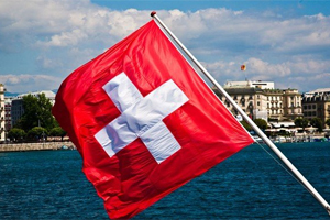 Elveienii au respins prin referendum introducerea salariului minim pe economie